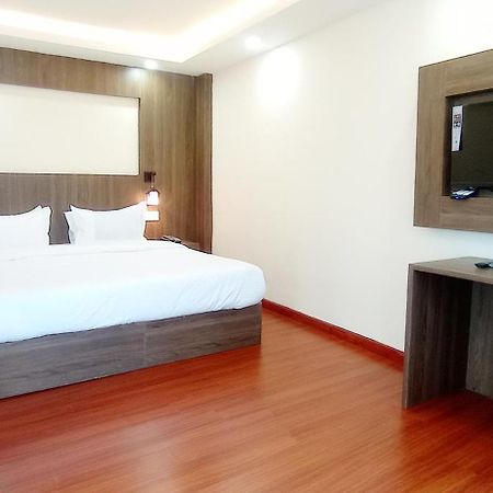 Hotel Aerolink Katmandu Dış mekan fotoğraf